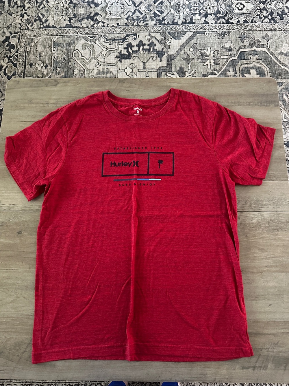 Hurley Red Short-Sleeve Crew Neck Graphic Tee